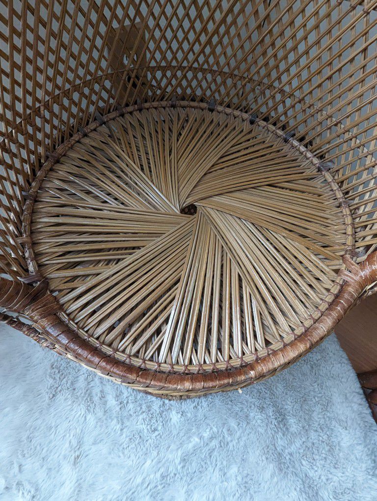 Vintage Mid Century Boho Bamboo & Rattan Peacock Chair