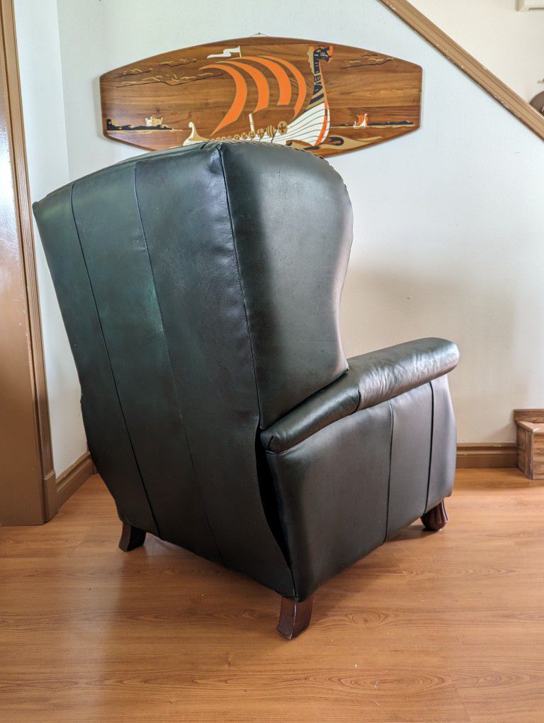 Beautiful Green Leather Presidential Wingback Recliner by Bradington Young