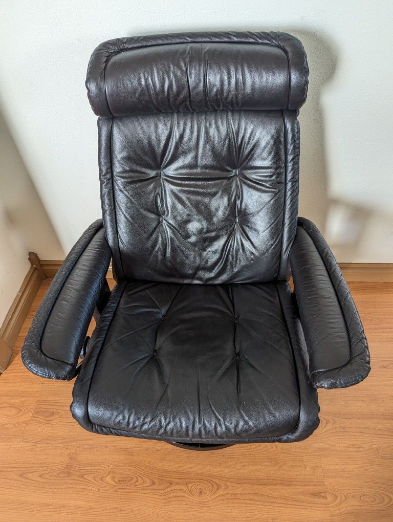 Black on Black Ekornes Stressless Leather Lounge Chair Recliner & Ottoman