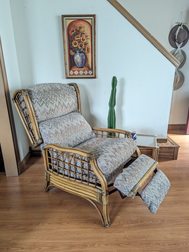 Mid Century Vintage Boho Bamboo & Rattan Jungalow Recliner