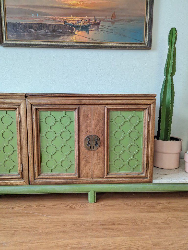 Vintage MCM Thomasville Media Cabinet / Credenza Sideboard Buffet