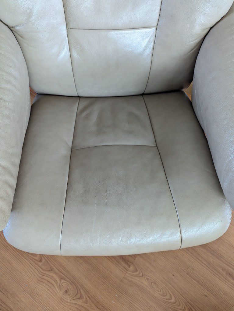 Ekornes Stressless Sand Paloma Leather & Teak Recliner & Ottoman