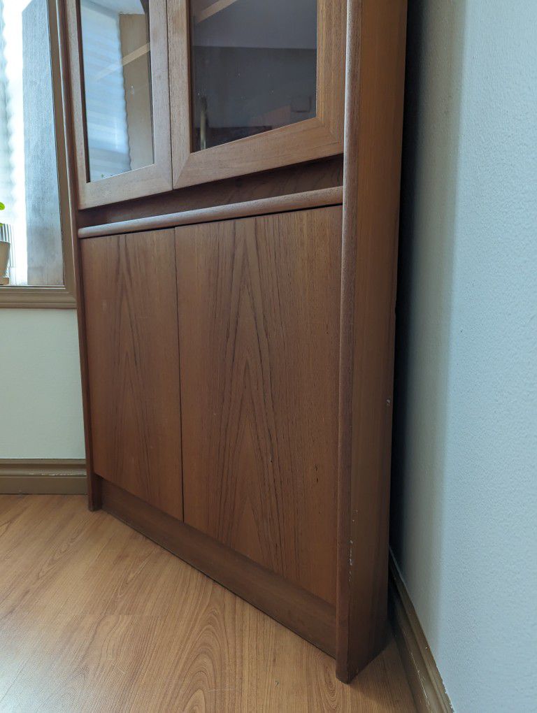 Danish Modern Teak Corner Lighted Display / Storage Cabinet