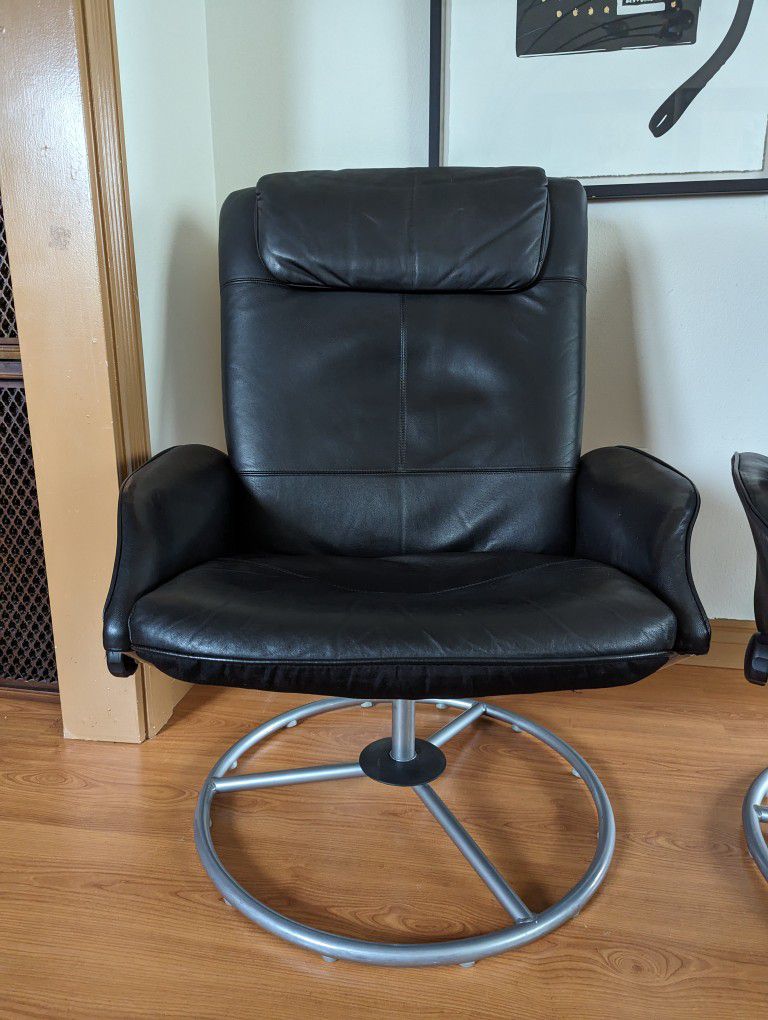 Pair of Ekornes Stressless Style Black Leather Lounge Chair & Ottoman Recliner Set by IKEA