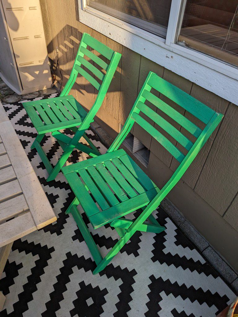 Colorful Green Folding Wood Patio Table & 4 Chairs Set by IKEA