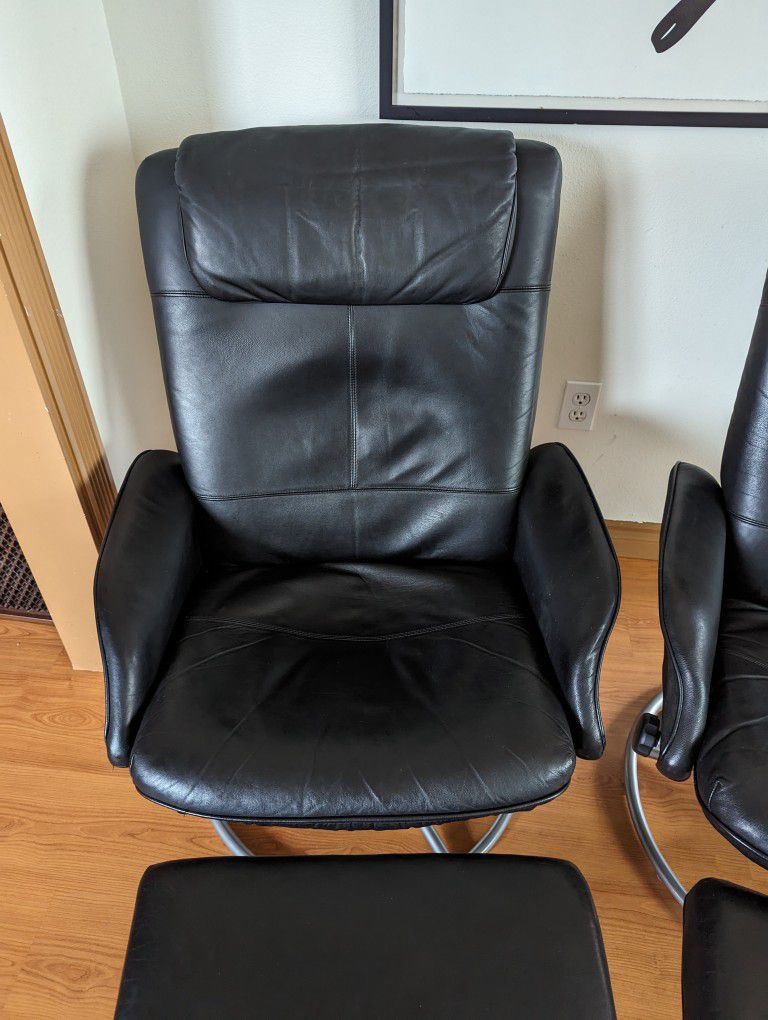 Pair of Ekornes Stressless Style Black Leather Lounge Chair & Ottoman Recliner Set by IKEA