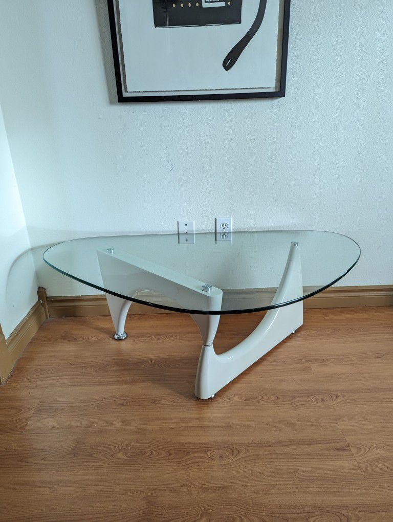 Noguchi Style White Triangular Postmodern Glass Top Coffee Table