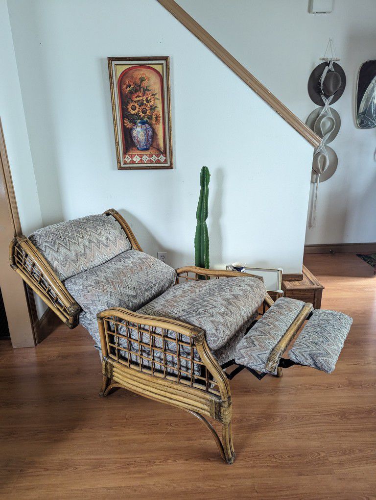 Mid Century Vintage Boho Bamboo & Rattan Jungalow Recliner