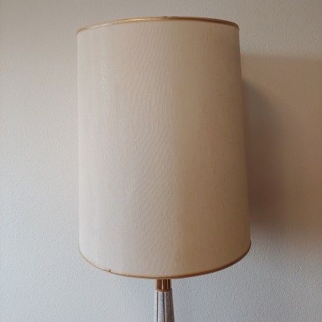 Mid Century Modern White & Gold Teardrop Ceramic Table Lamp