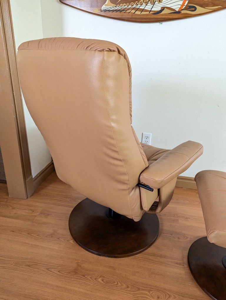 Ekornes Stressless Style Tan Leather Lounge Chair Recliner & Ottoman by Chairworks