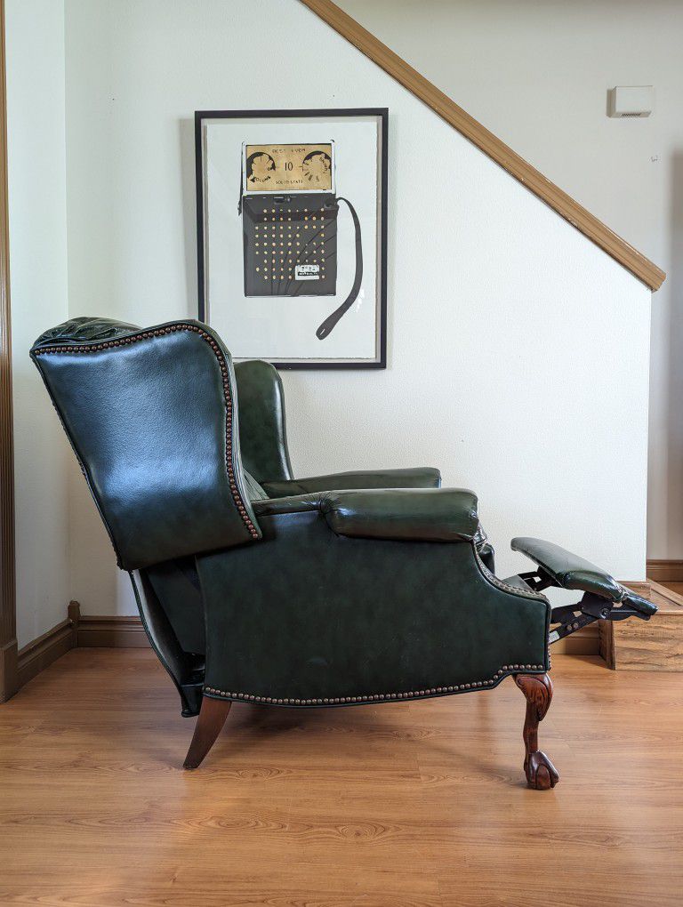 Beautiful Green Leather Presidential Wingback Recliner Barcalounger