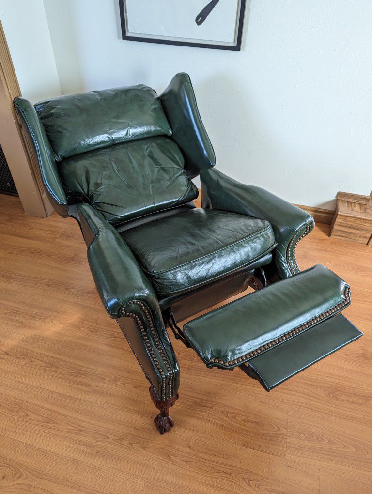 Beautiful Green Leather Presidential Wingback Recliner Barcalounger