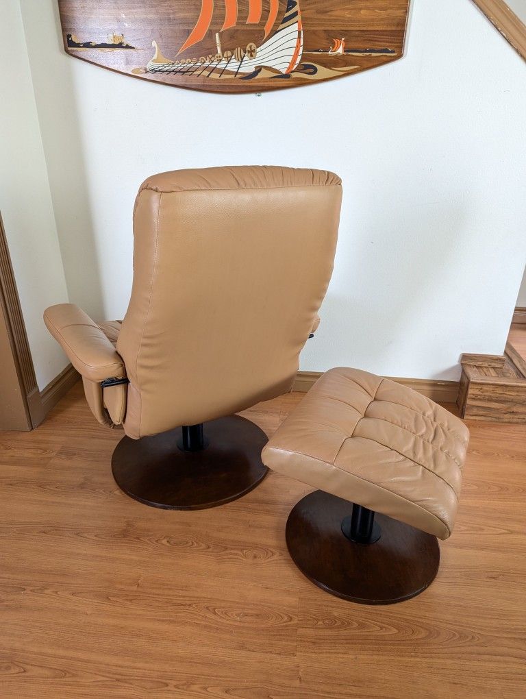 Ekornes Stressless Style Tan Leather Lounge Chair Recliner & Ottoman by Chairworks