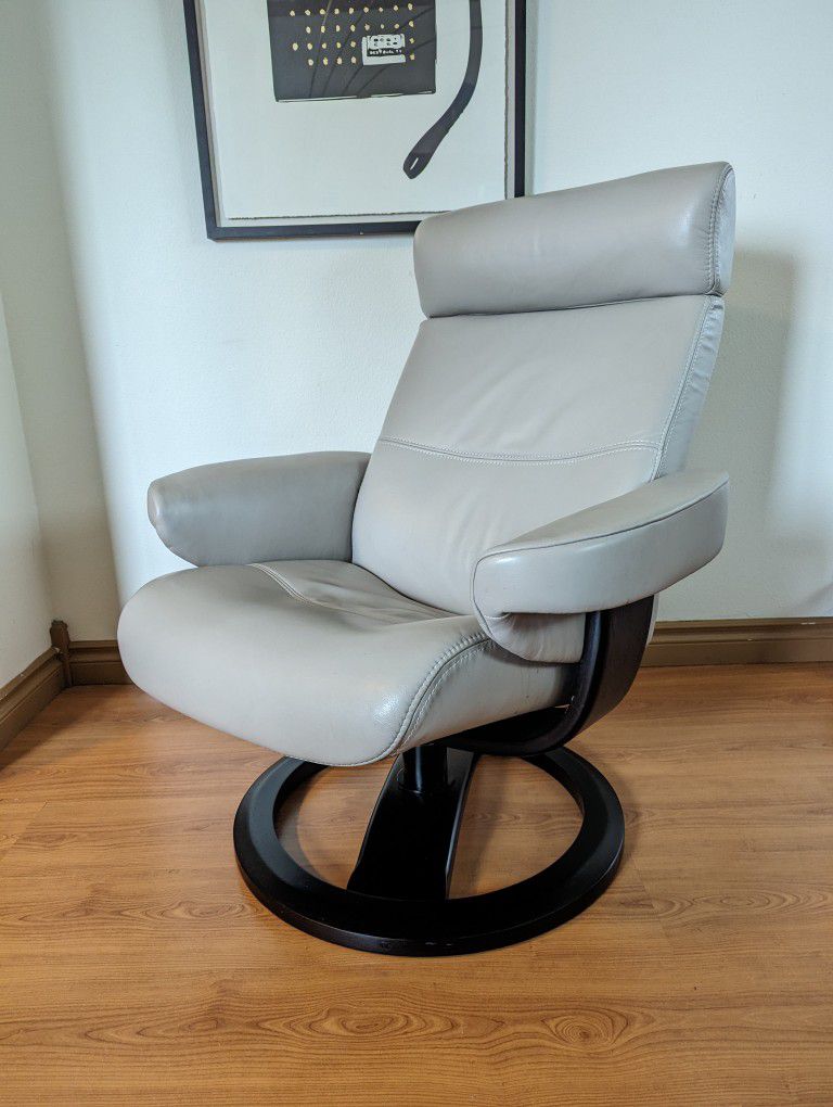 Ekornes Stressless Style Grey Leather Oslo Recliner & Ottoman by Nordic Home