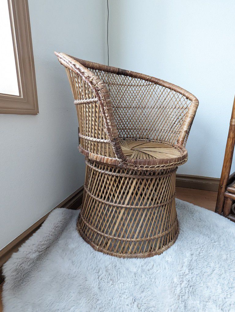 Vintage Mid Century Boho Bamboo & Rattan Peacock Chair