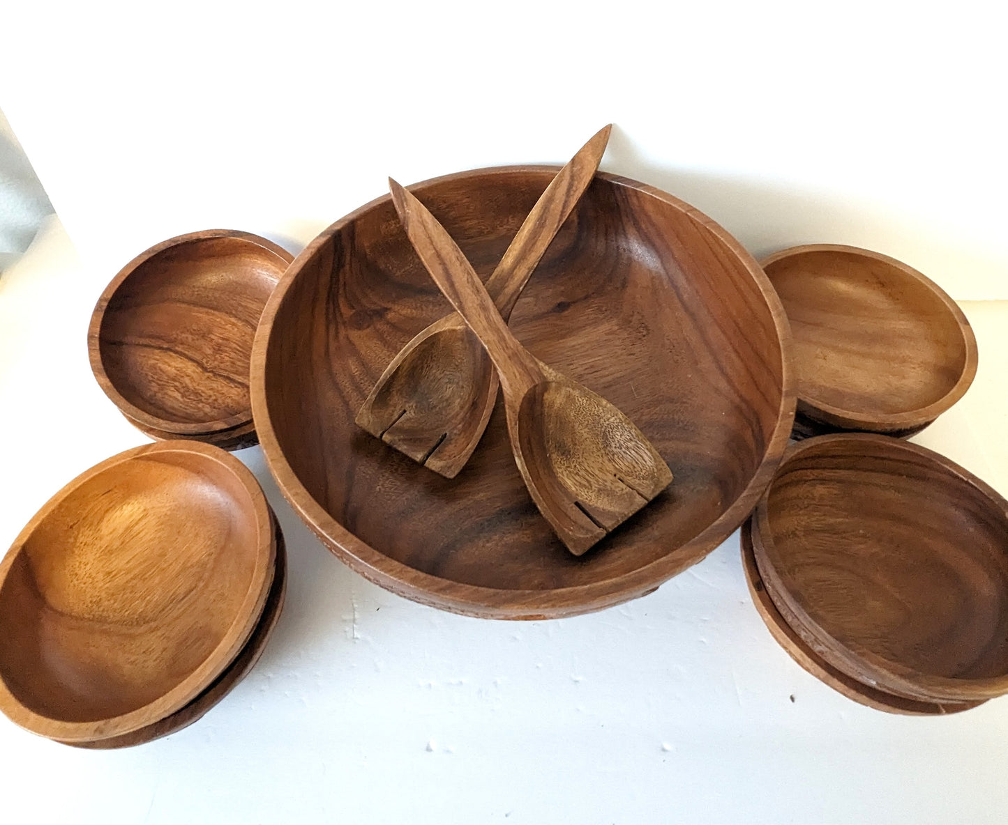 Vintage Monkey Pod Salad Bowl Serving Set w Serving Spoons & 8 Bowls Carved