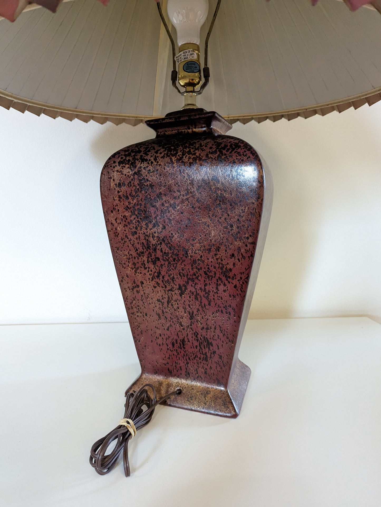 Vintage Postmodern Haeger Table Lamp Maroon Burgundy Gold Foil