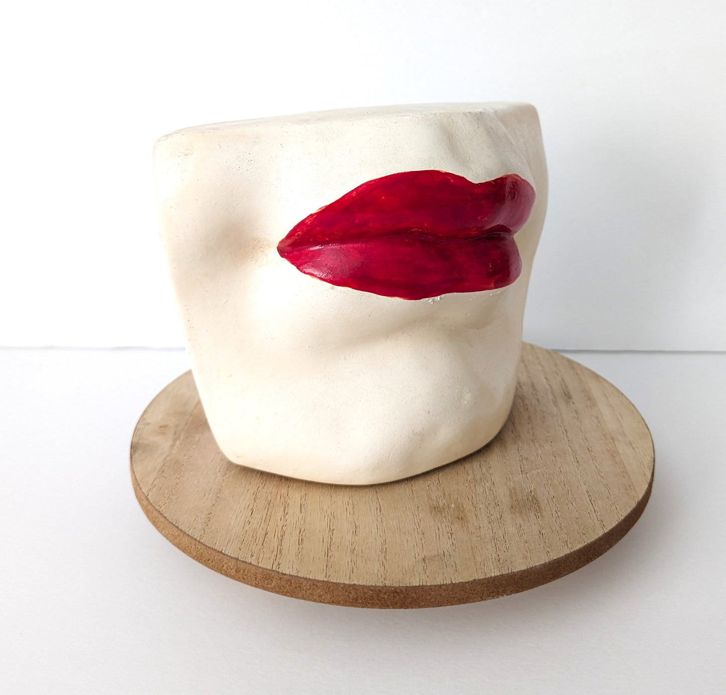 Vintage Handmade Lips Mouth Statue Paperweight Wall Art Hang Pop Art