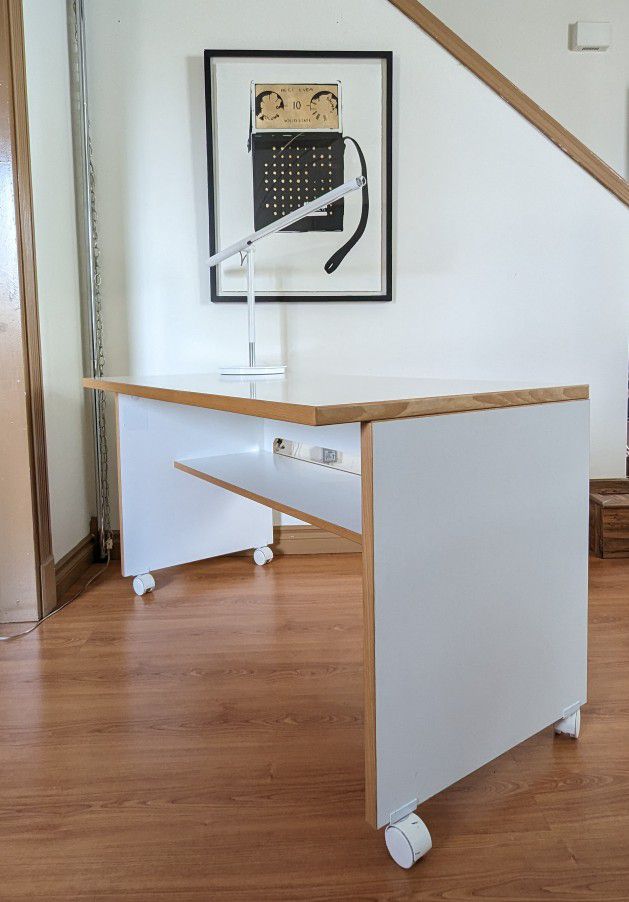 Vintage White Laminate Scandinavian Computer Desk w Wood Trim Casters