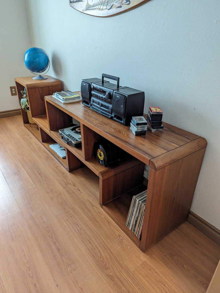 Vintage Danish Modern Modular Media Wall Unit / MCM Record Player Stand / Bench / Bookshelf