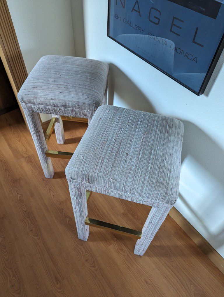 Vintage Pair Of Pink Postmodern Tweed Upholstered Counter / Bar Stools