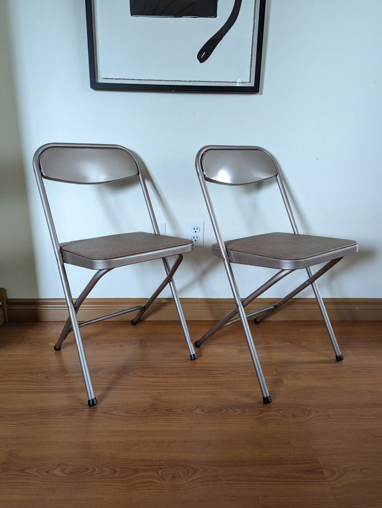 Pair of MCM Vintage Padded Metal Folding Chairs by Samsonite