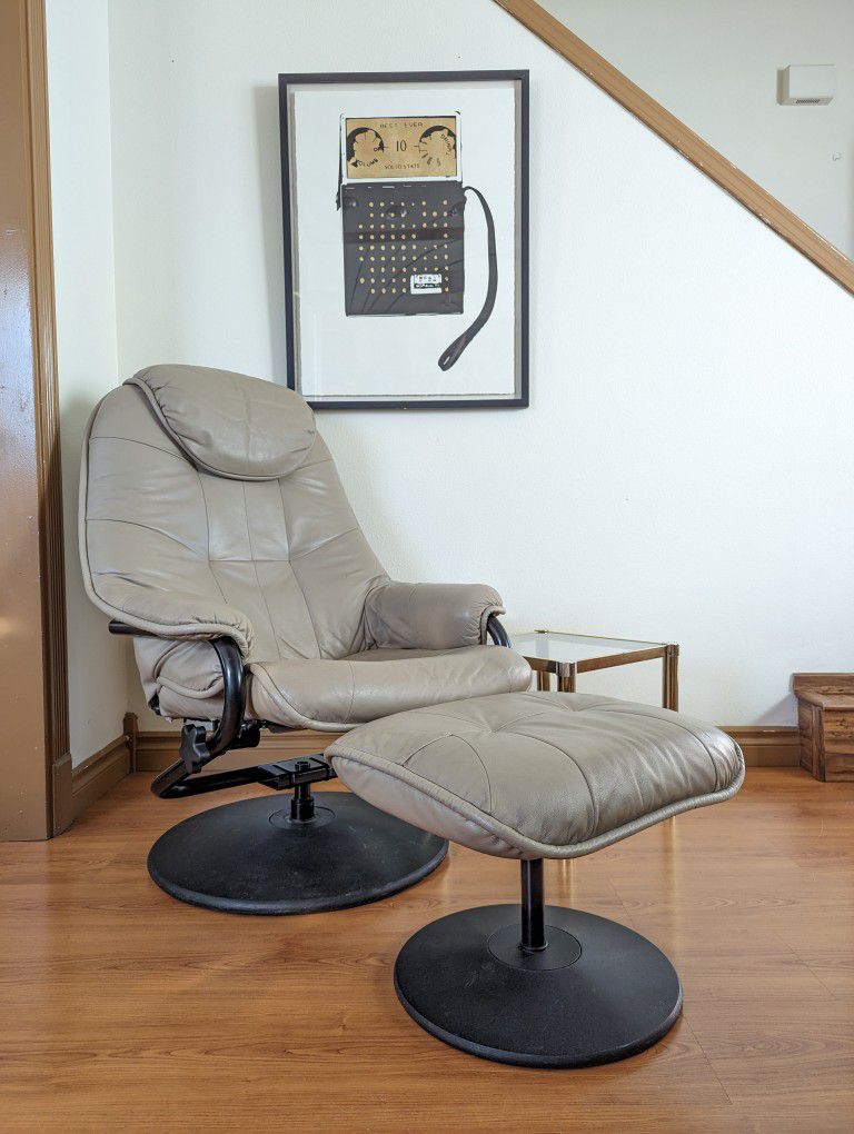 Ekornes Stressless Style Leather Lounge Chair Recliner & Ottoman by Palliser