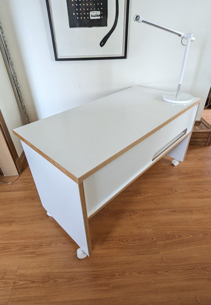 Vintage White Laminate Scandinavian Computer Desk w Wood Trim Casters