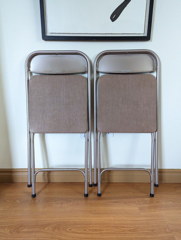 Pair of MCM Vintage Padded Metal Folding Chairs by Samsonite