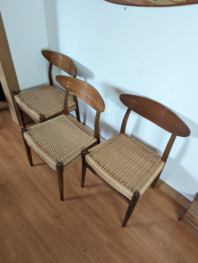 Mid Century Danish Teak Set of Four Chairs by Poul Volther For Frem Rojle