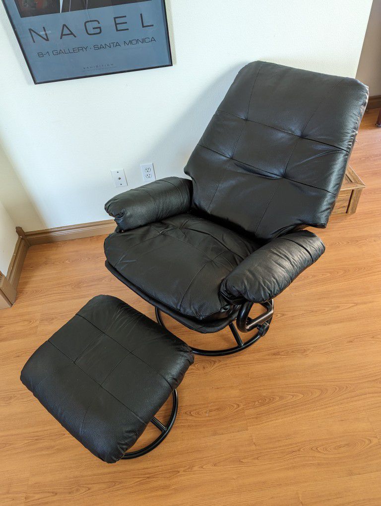 Vintage Black Ekornes Stressless Style Faux Leather Lounge Chair Recliner & Ottoman by Chairworks