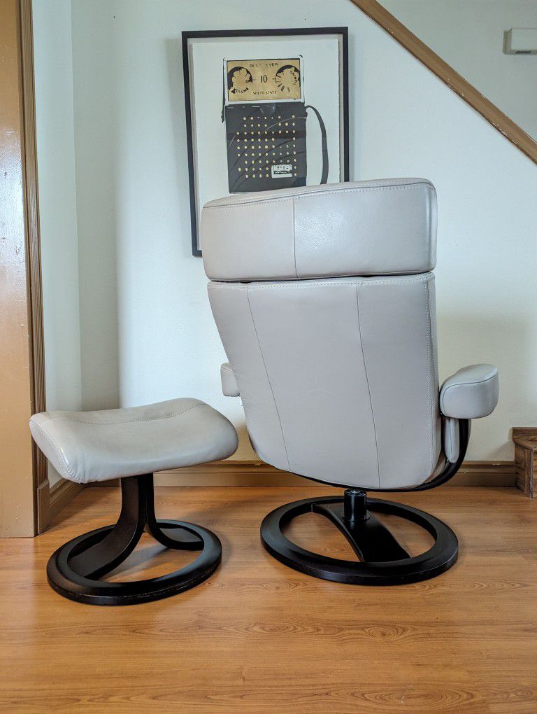 Ekornes Stressless Style Grey Leather Oslo Recliner & Ottoman by Nordic Home