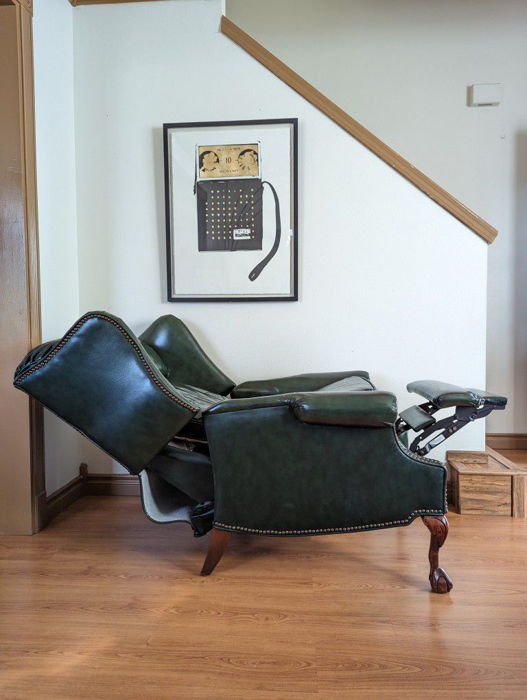 Beautiful Green Leather Presidential Wingback Recliner Barcalounger