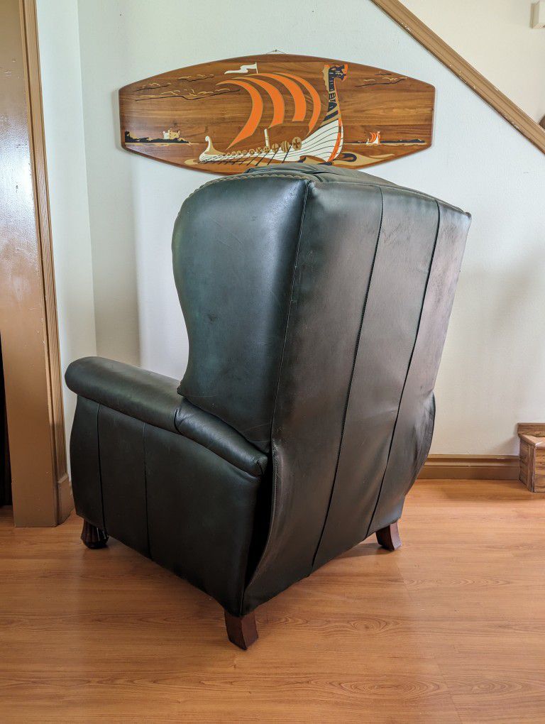 Beautiful Green Leather Presidential Wingback Recliner by Bradington Young