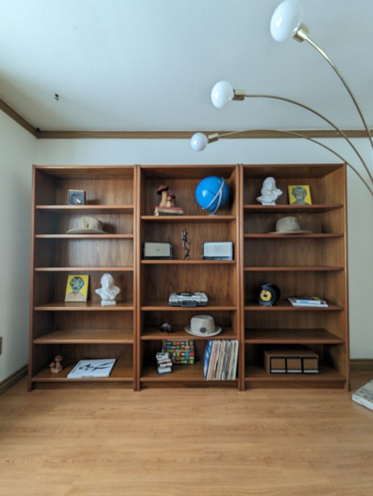 MCM Danish Modern Teak Bookshelf Wall Unit